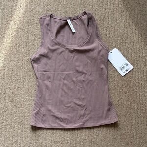 Lululemon Wundermost Ultra-Soft Ribbed Nulu Scoop-Neck Tank Top, M, Ashen Rose